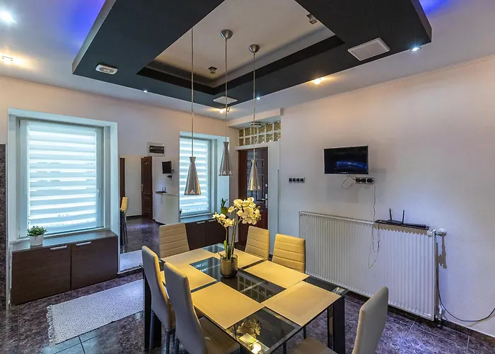 Apartament Vibes - 3 Bdrms *