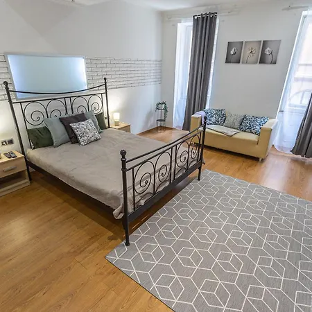 Apartment Vibes - 3 Bdrms Budapest